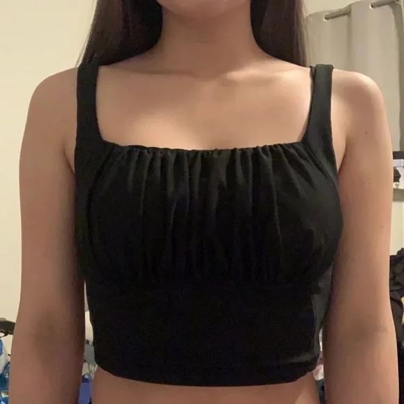SHEIN Ruched Bust Crop Top - Picture 3 of 4